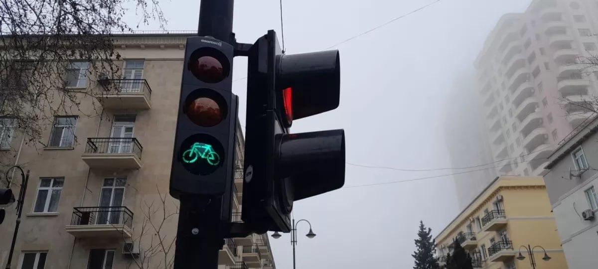Bakıda velosipedçilər üçün yeni işıqforlar quraşdırıldı -FOTO