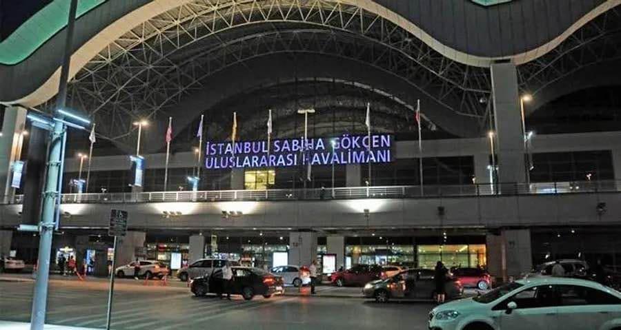 Tiflis bileti ilə Milan təyyarəsinə minməyə cəhd göstərdilər - FOTO