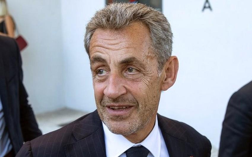 Fransa prokurorluğu Sarkoziyə 7 il həbs cəzası tələb edir