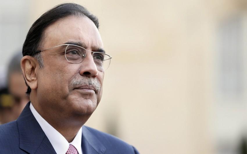 Pakistan Prezidentinin vəziyyəti pisləşdi, təcili xəstəxanaya çatdırıldı