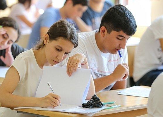 Buraxılış imtahanında 23 nəfər 300 bal topladı - ADLAR