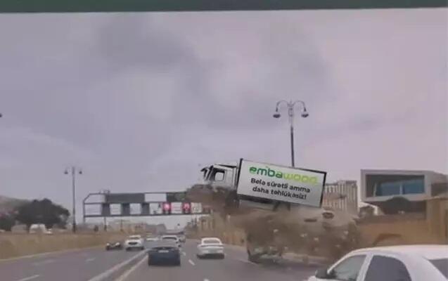 “Embawood”da qalmaqal: işdən çıxarılan var - FOTO