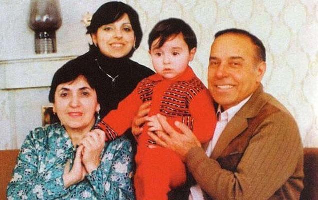 Sevil Əliyeva anası ilə bağlı paylaşım etdi - FOTO