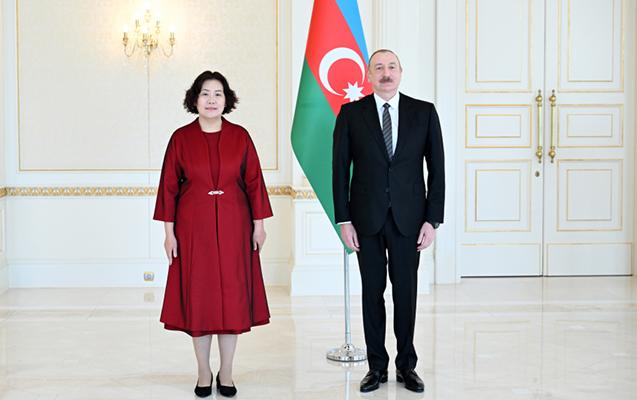 Prezident Çin səfirini qəbul etdi- FOTOLAR