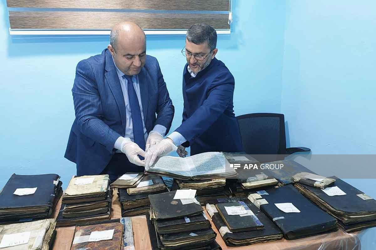Çaydan tapılan kitabların və əlyazmaların müəllifi müəyyənləşib - FOTO
