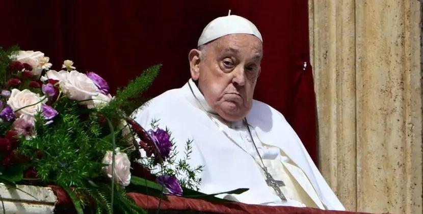 100 ildən sonra ilk dəfə: Papa Vatikandan kənarda dəfn olunacaq