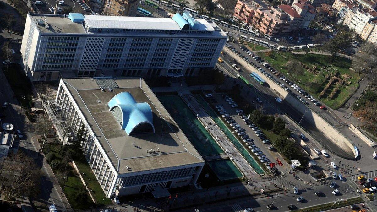 İstanbul Böyükşəhər Bələdiyyəsində növbəti əməliyyat: 47 nəfər saxlanıldı