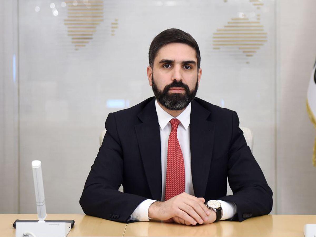 Rövşən Nəcəf Vasif Əmirovu işdən çıxardı - FOTO