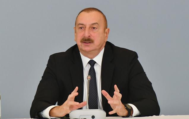 Azərbaycan və İran prezidentləri mətbuata bəyanatlarla çıxış edirlər
