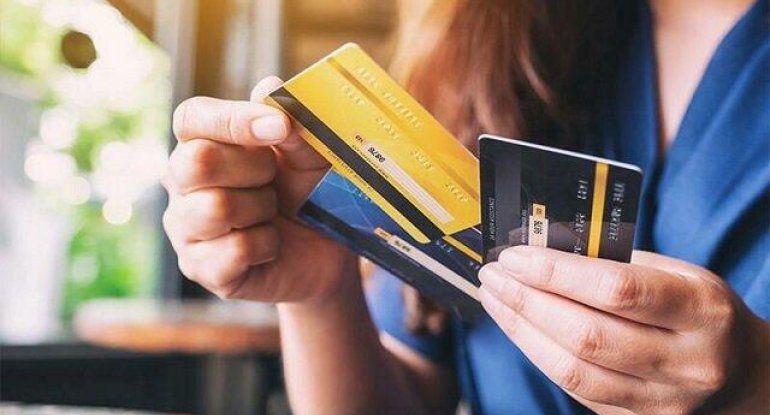 Bank kartlarından 20 min manatdan çox pul oğurlanıb