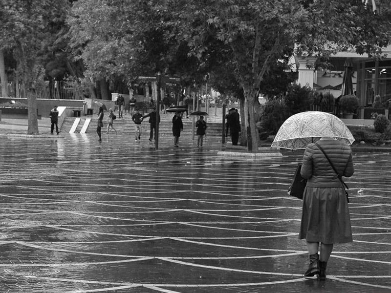 Havalar yenidən pisləşir - Yağış yağacaq, şimşək çaxacaq