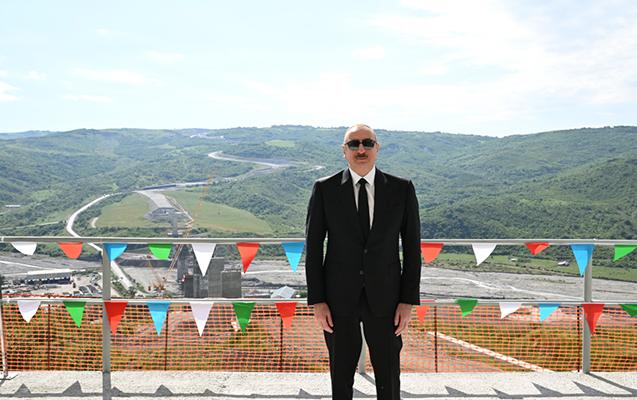 Prezident avtomobil yolundakı işlərlə tanış oldu- FOTOLAR