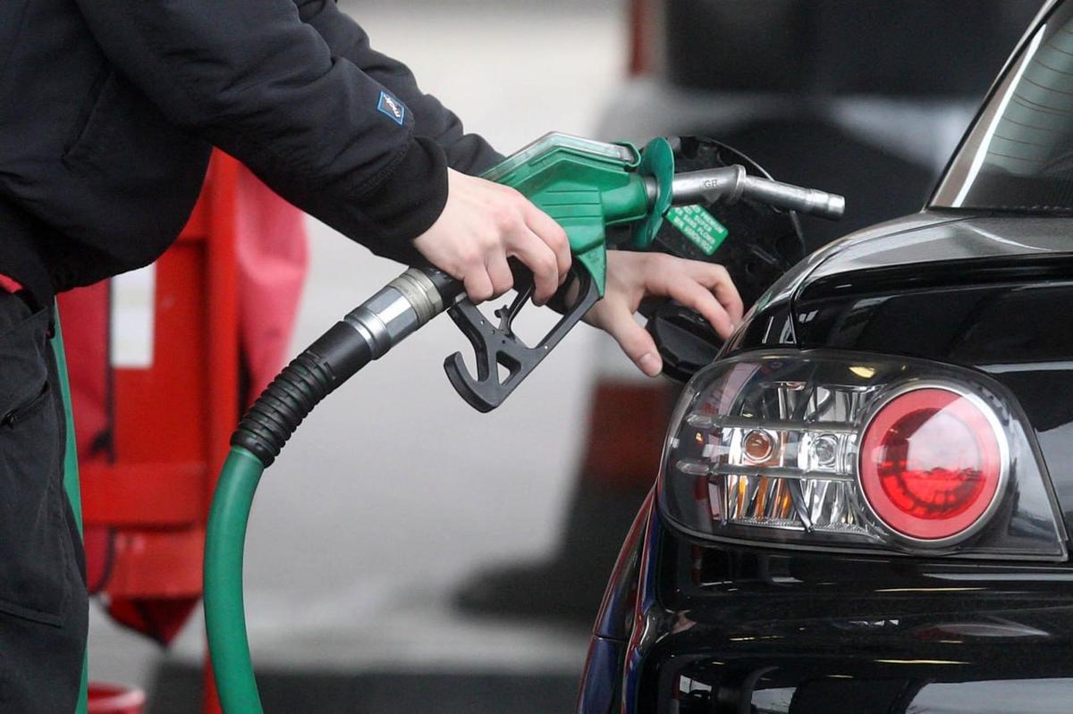 Nazirdən benzinlə bağlı mühüm açıqlama: “Məcbur olduq”