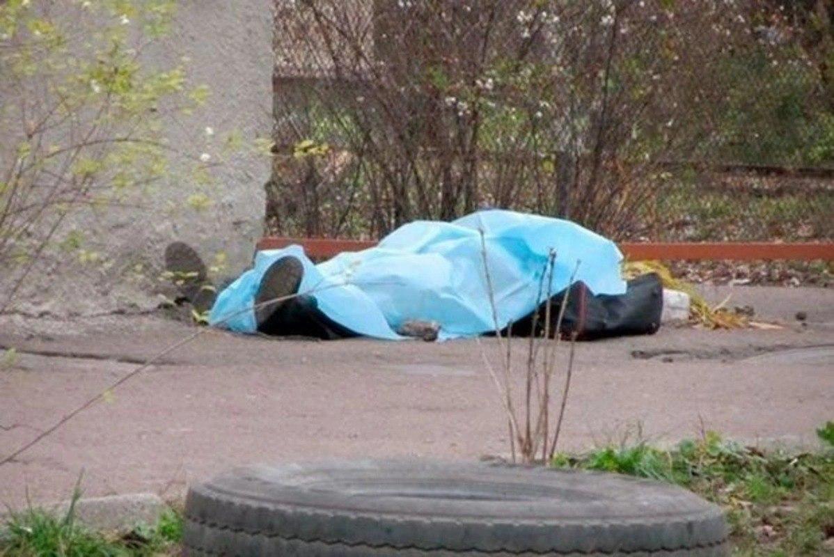 Bakıda 62 yaşlı kişi küçədə VƏFAT ETDİ Bakıda 62 yaşlı kişi küçədə VƏFAT ETDİ