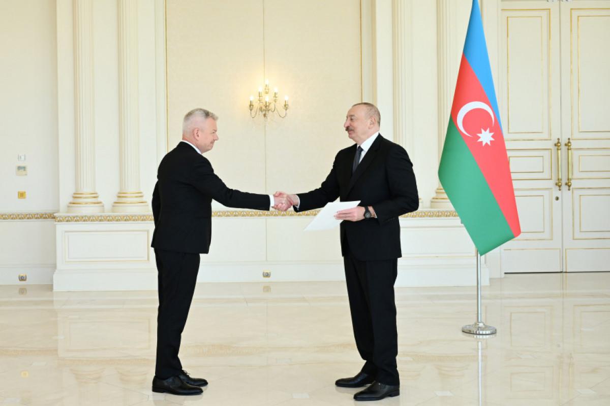 İlham Əliyev Polşa səfirinin etimadnaməsini qəbul etdi - FOTOLAR