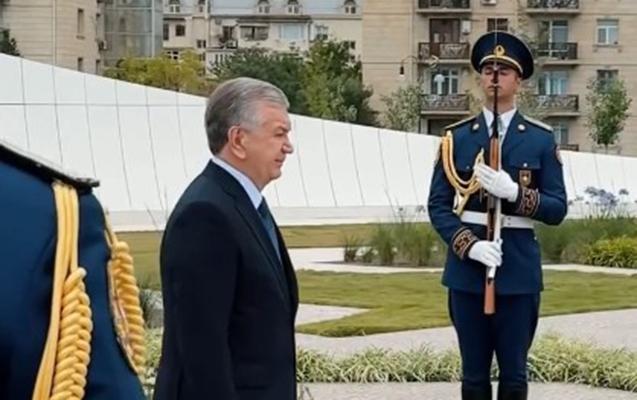 Özbəkistan prezidenti Zəfər parkına səfərindən paylaşım etdi - VİDEO