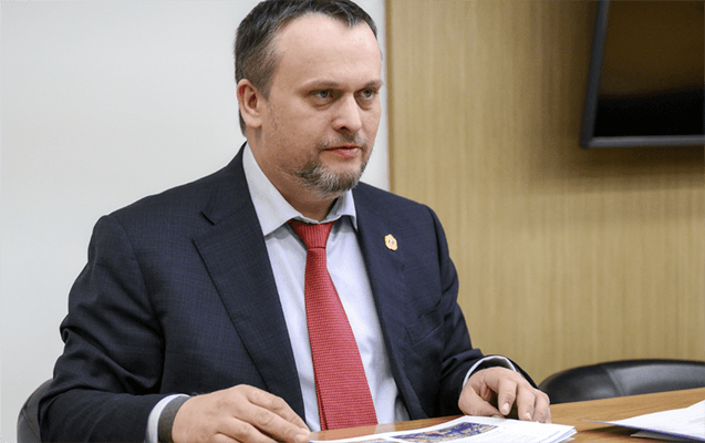 Putin ölkəyə yeni nəqliyyat naziri TƏYİN ETDİ