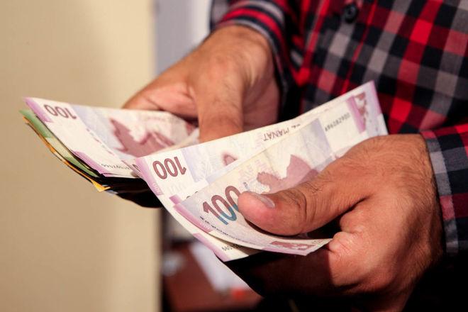 Generalın adı ilə 2500 manatlıq dələduzluq edildi
