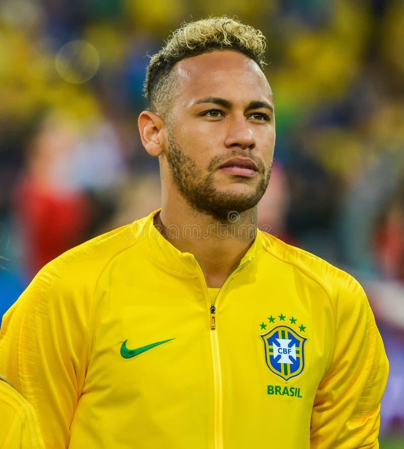 Neymar 1,5 milyon dollara bu avtomobili aldı Neymar 1,5 milyon dollara bu avtomobili aldı