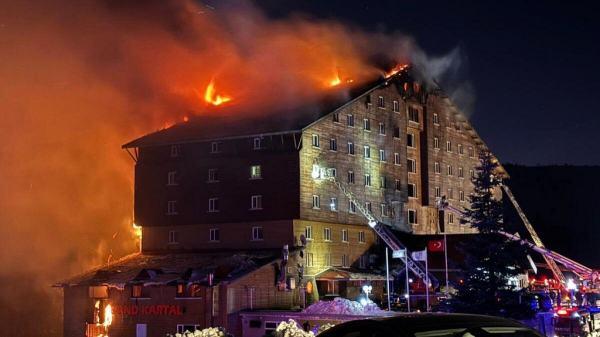 78 nəfərin öldüyü yanğına görə məmurlar istintaqa cəlb olundu