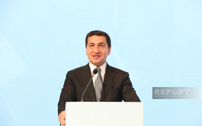Hikmət Hacıyev: Qlobal mediaforum Şuşada təsadüfən təşkil olunmayıb