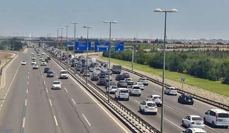 Aeroport yolundakı ağır qəzanın VİDEOSU