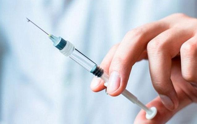 Sınaq üçün antibiotik vurdu, kişi öldü