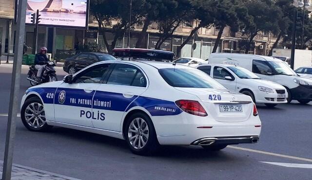 DYP-dən xanım sürücülərə: bu ayaqqabılarla maşın sürməyin!
