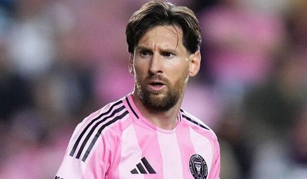 Messi zədələndi