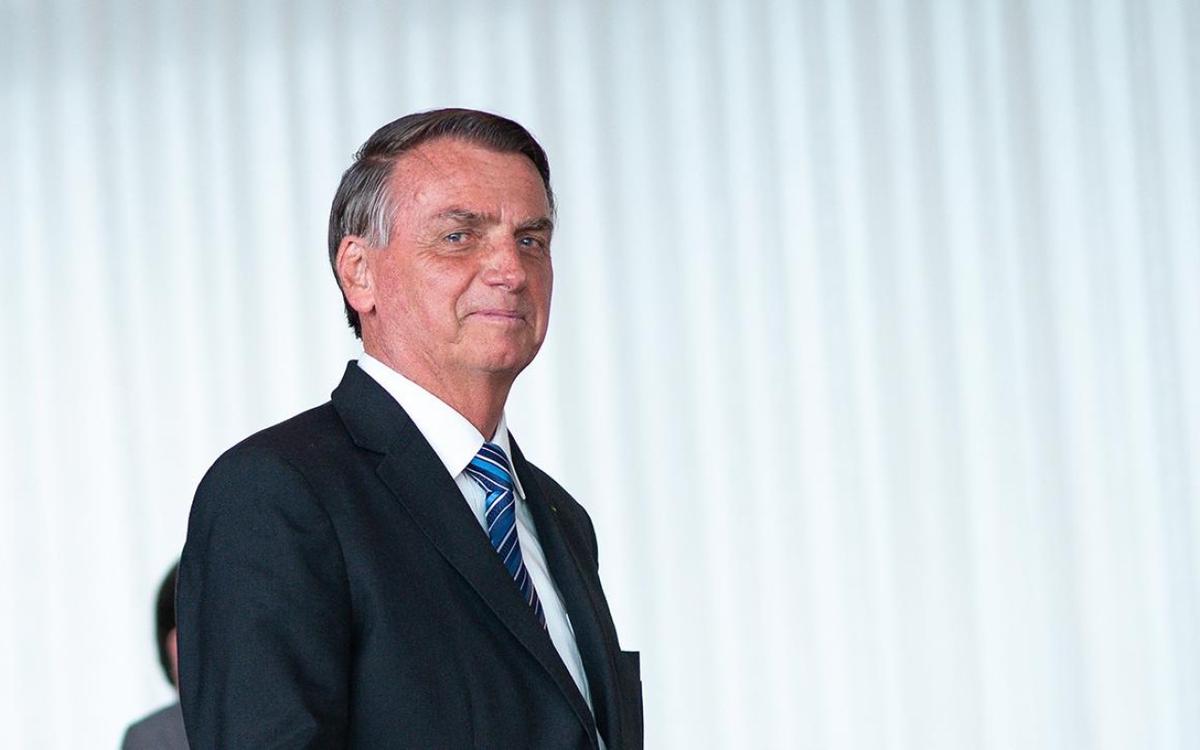 Sabiq prezident ev dustaqlığına buraxıldı