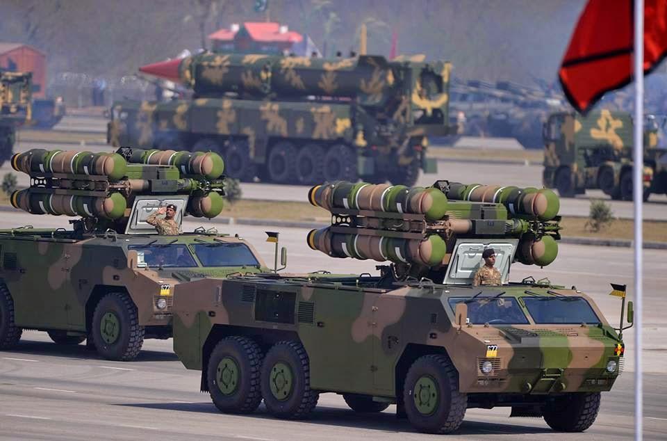 "Pakistan çınqıl yüklü yük maşınıdır" - Müdafiə nazirindən təhdid
