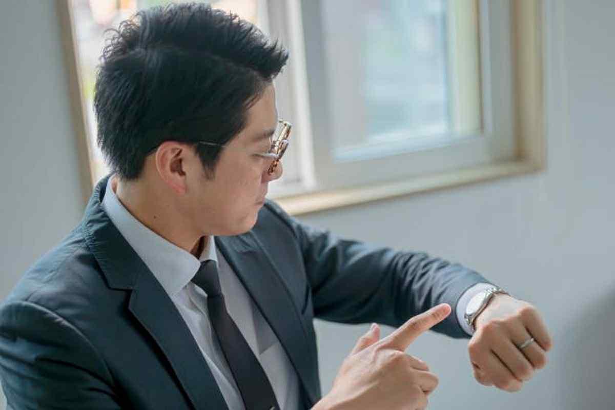 Yaponlar niyə bu qədər punktualdırlar? - Bir dəqiqə gecikmək belə hörmətsizlik sayılır