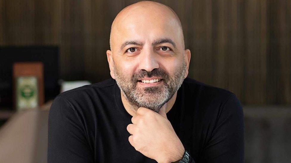 Mübariz Mənsimov bu sektordakı fəaliyyətini dayandırdı