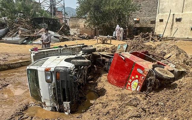 Pakistanda daşqınlar - Ölənlərin sayı 350-ni keçdi