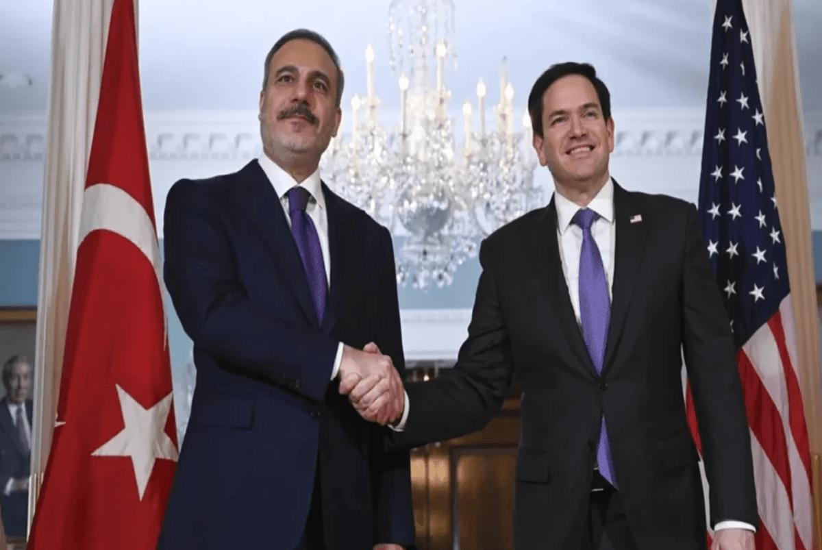 Hakan Fidan amerikalı həmkarı ilə danışdı