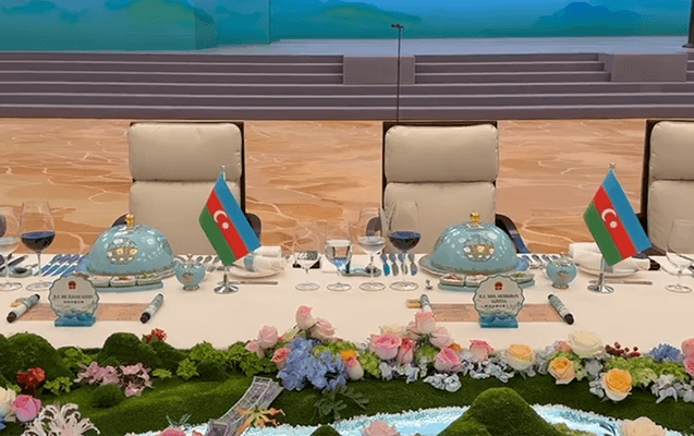Ziyafətdə Prezident və xanımı üçün ayrılan masa - VİDEO+FOTO