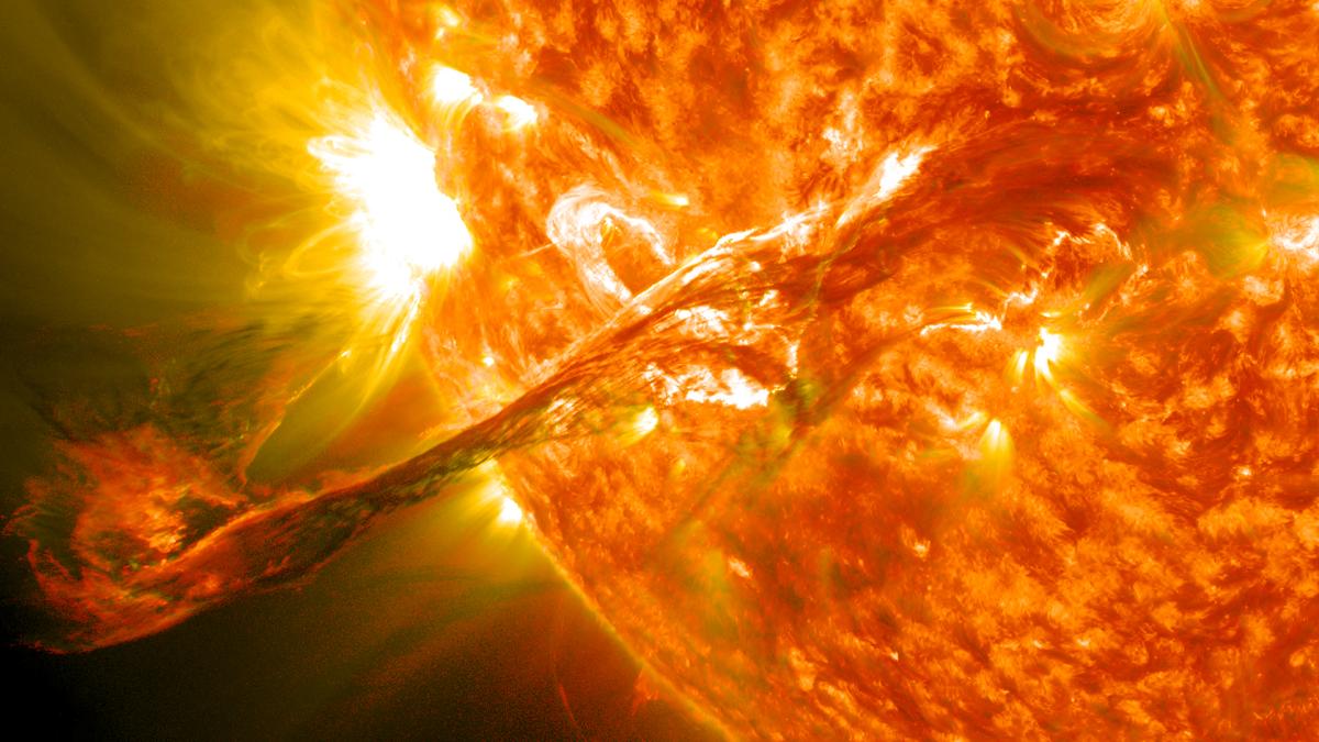 Günəş sistemi dəyişəcək, yeni planetlər yaranacaq - TARİX AÇIQLANDI