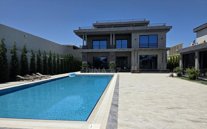 Mərdəkandakı bu bağ evinin qiyməti 3 milyona yaxındır