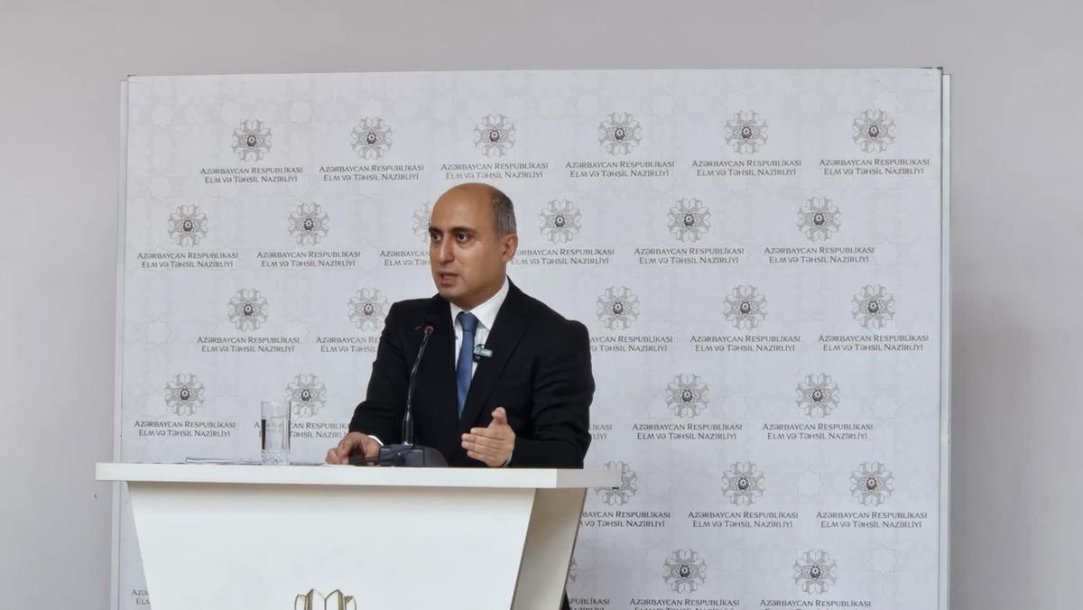 "Təhsil sistemimiz mükəmməl olmalıdır" - Emin Əmrullayev