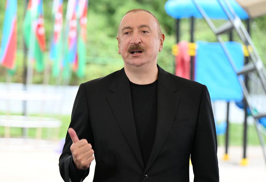 İlham Əliyev: Uzun illər köçkün həyatı yaşamış insanlar ən gözəl şəraitə layiqdirlər