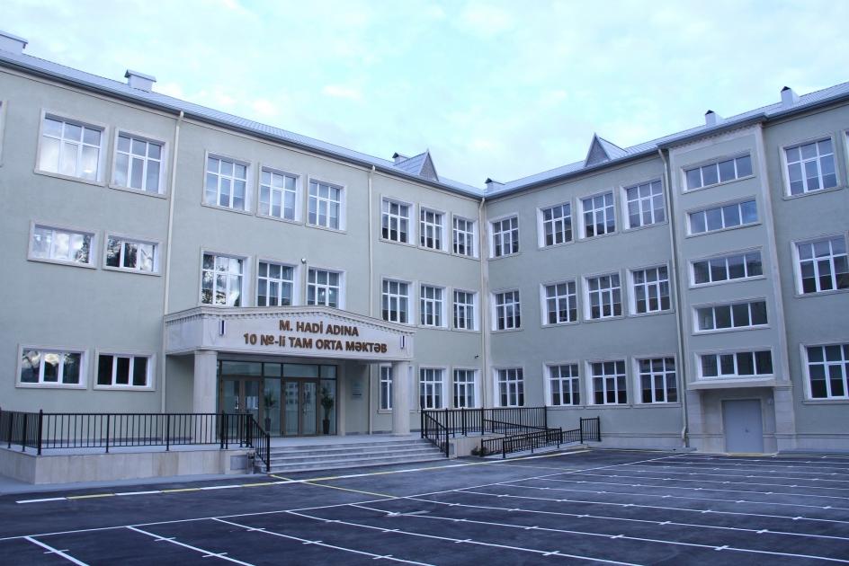 Bakıda şagird sıxlığı pik həddə çatıb: "Əlavə 200 məktəb tikilməlidir"
