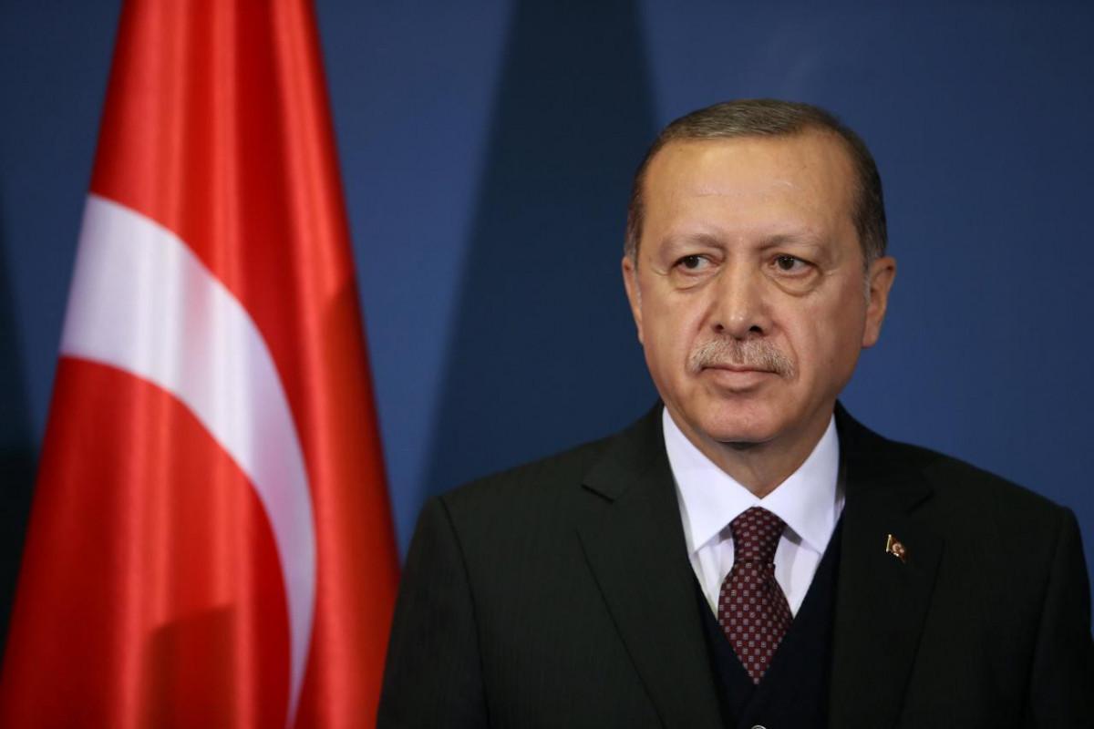 Ərdoğan Azərbaycanı TƏBRİK ETDİ