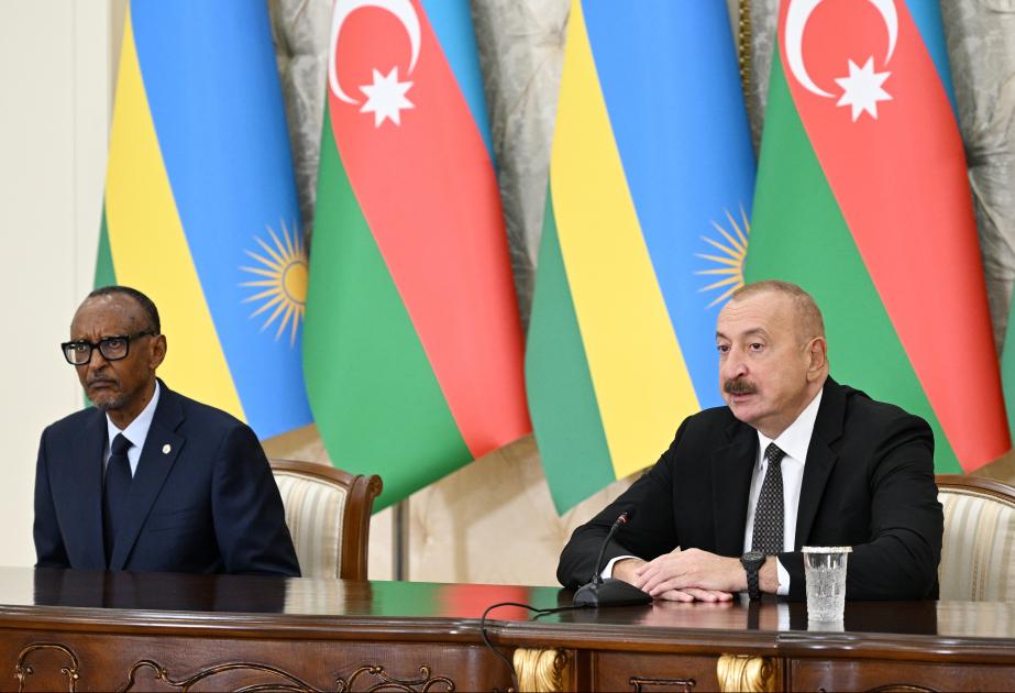 Prezidentlər mətbuata bəyanat verdilər: Ruanda yaxşı tərəfdaşdır