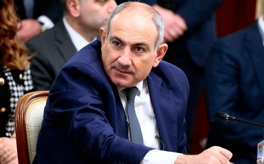 Paşinyan: "Erməni əsgərinin Qarabağda nə işi var idi?"