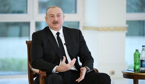 Prezident Oqunlesi ilə iqtisadi əlaqələri müzakirə etdi