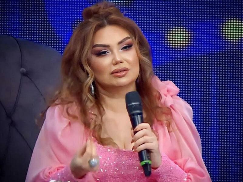 Əməkdar artist efirdə anasına görə göz yaşı tökdü -VİDEO