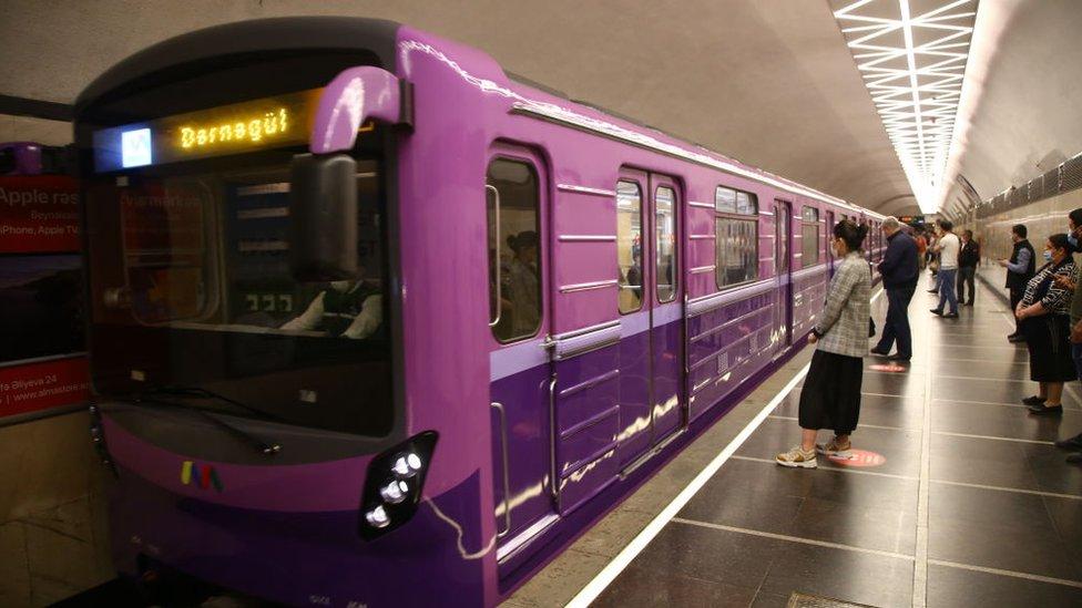 Bakıda yeni metro stansiyaları bu tarixdə hazır olacaq