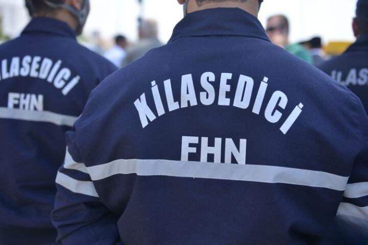 Evdə köməksiz qalan uşaqlar xilas edildi