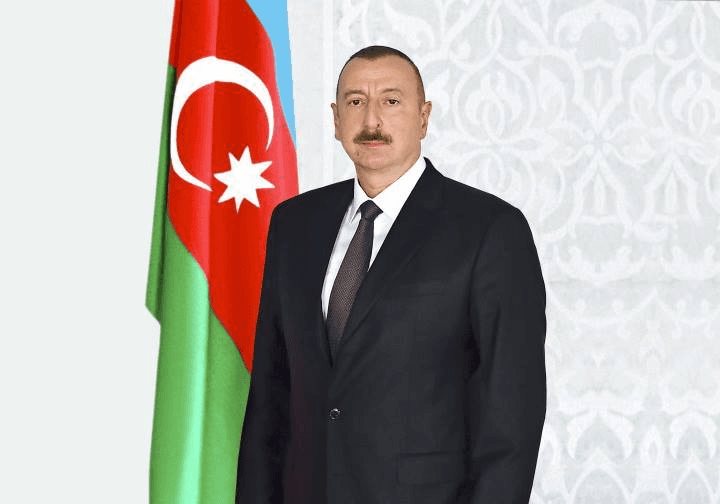 Prezident İlham Əliyev Zəfər parkına əklil göndərib - FOTO