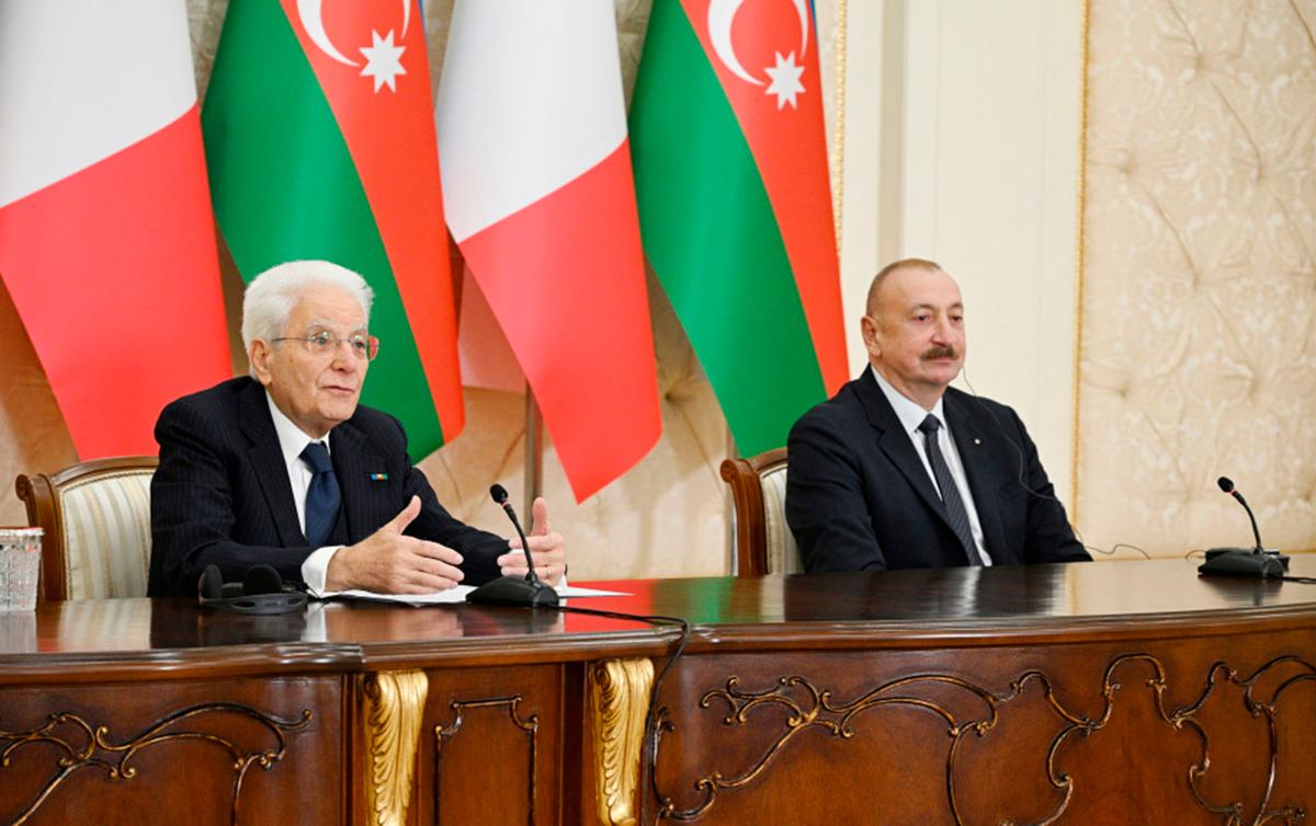 Əliyev italiyalı həmkarı ilə görüşünə dair paylaşım etdi